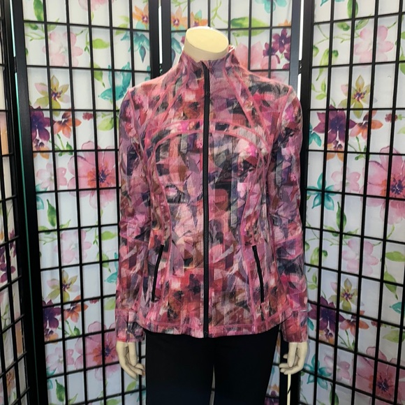 Lululemon Jacket - Picture 1 of 8